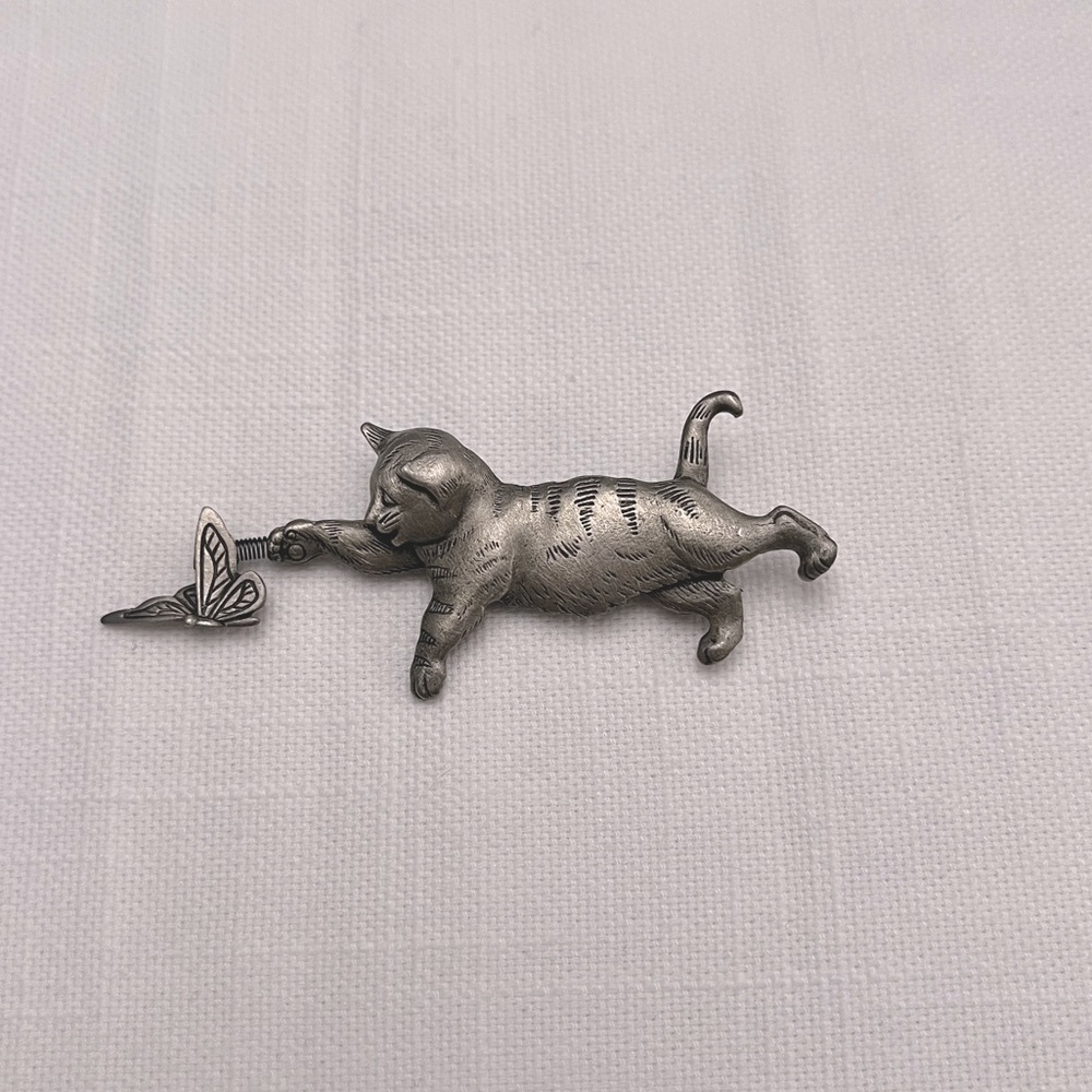 Vintage JJ Jonette Pewter Cat Brooch Pin with Butterfly